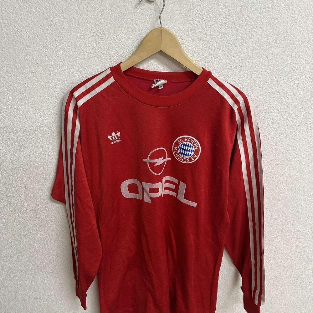 80’s Rare Red Adidas Bayern Munich vintage football shirt footbal - Picture 1 of 3